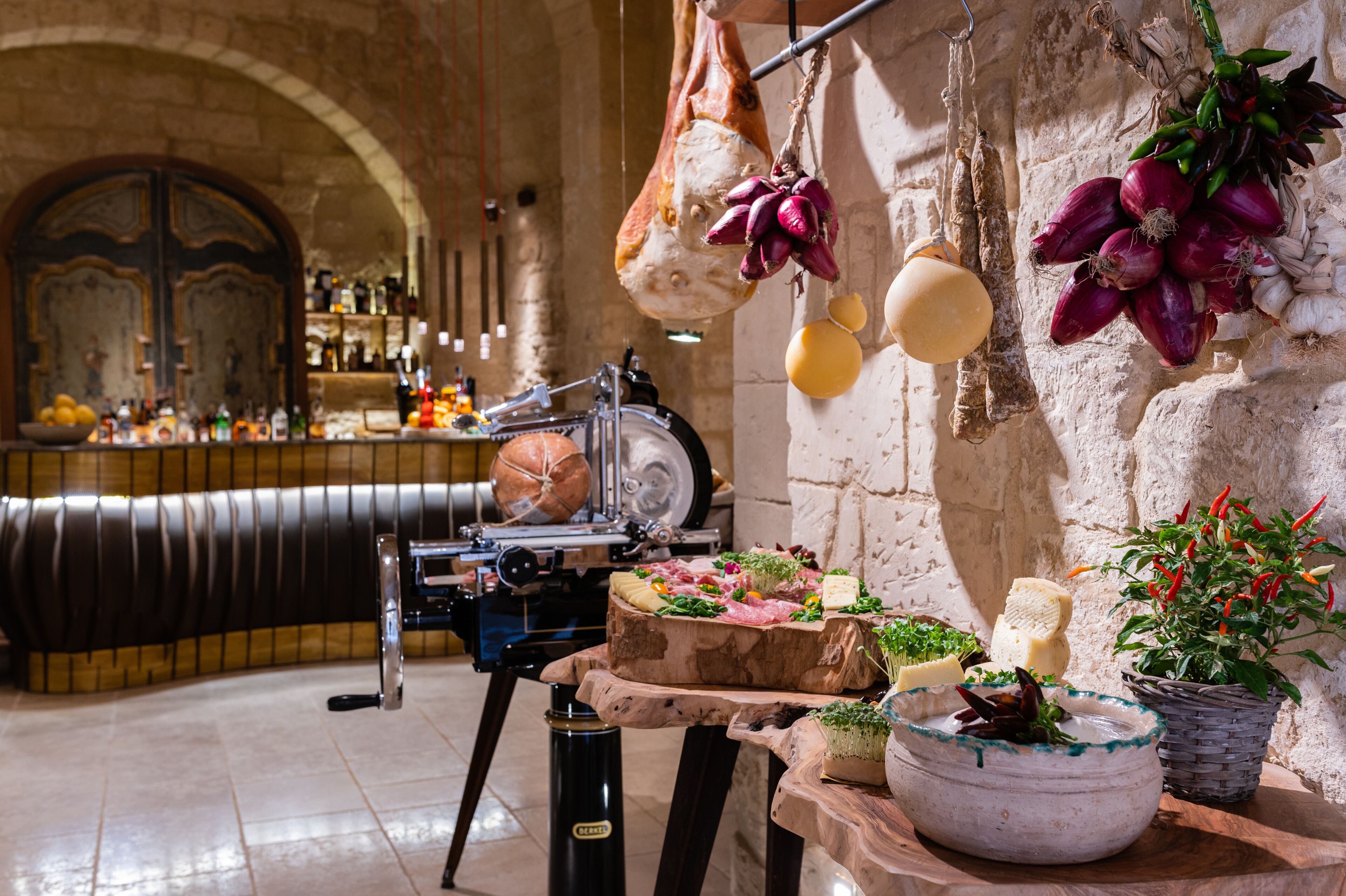 free daily cooked-to-order breakfast