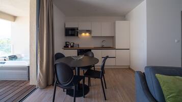 Luxury Apartment, 1 Bedroom, Sea View | Private kitchen | Full-sized fridge, microwave, oven, stovetop