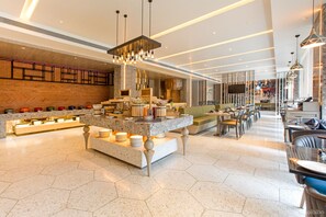 Restaurant - REGENTA SGS GreenOtel (Lonavala)