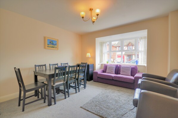 Cottage | Living room