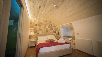 Quarto casal, banheira de hidromassagem | 1 quarto, roupas de cama premium, edredons de pluma