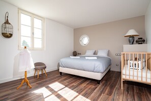 Quarto casal conforto, vista para o rio