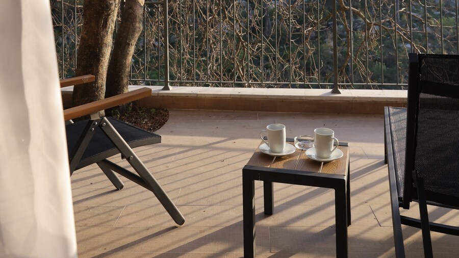 The Silk Valley Resort