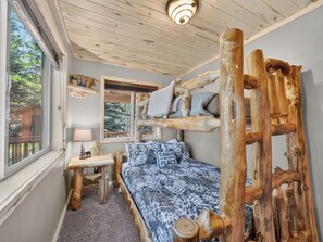 5 quartos, Wi-Fi, roupa de cama