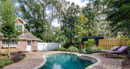 3BR Private Pool Home w/ Fenced Yard + Dogs OK in Orange Park