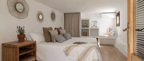 3 camere, ferro/asse da stiro, Wi-Fi gratuito