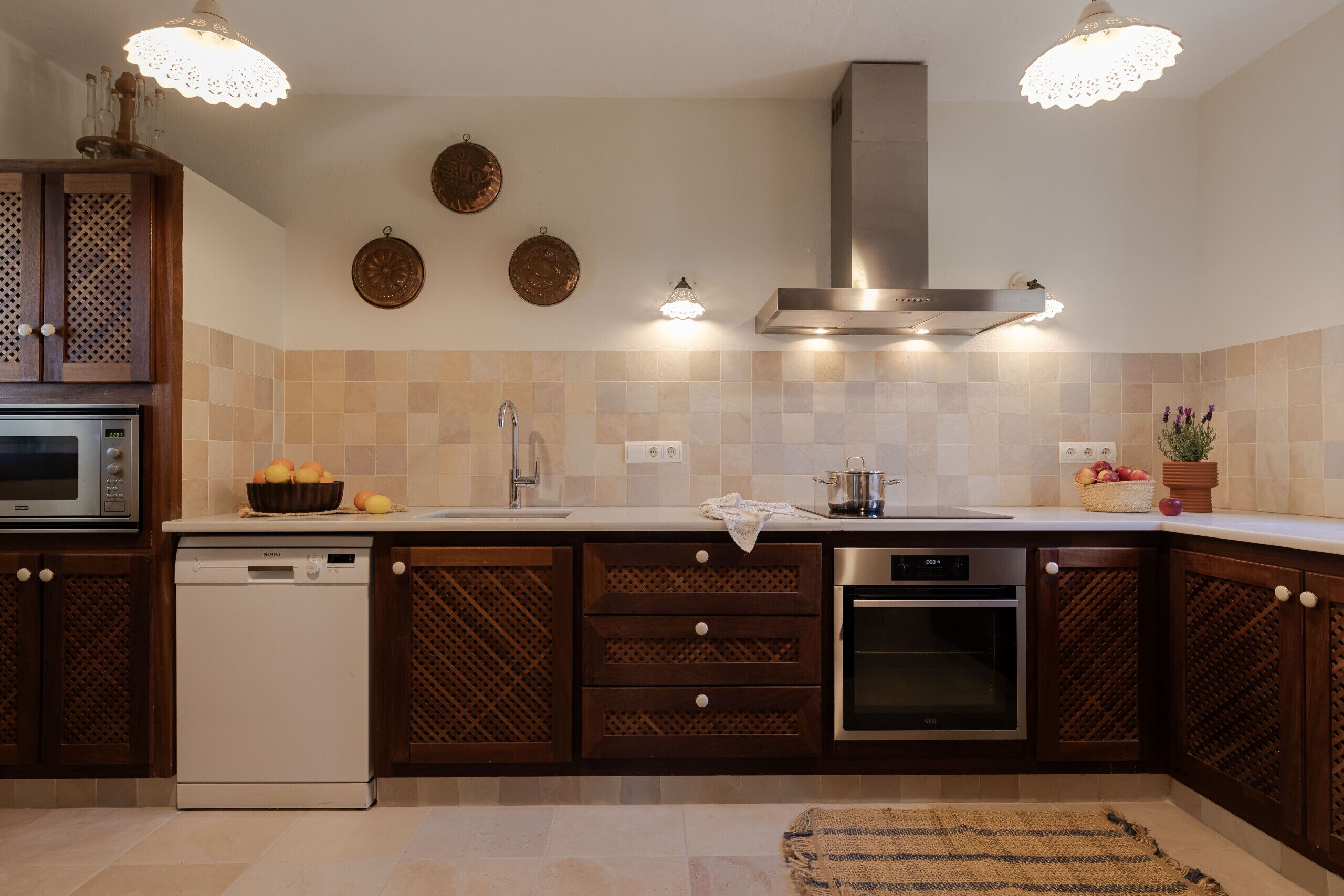 Refrigerador, microondas, horno y lavavajillas 