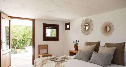 Stuning views´s villa with pool close to beach and Ibiza
