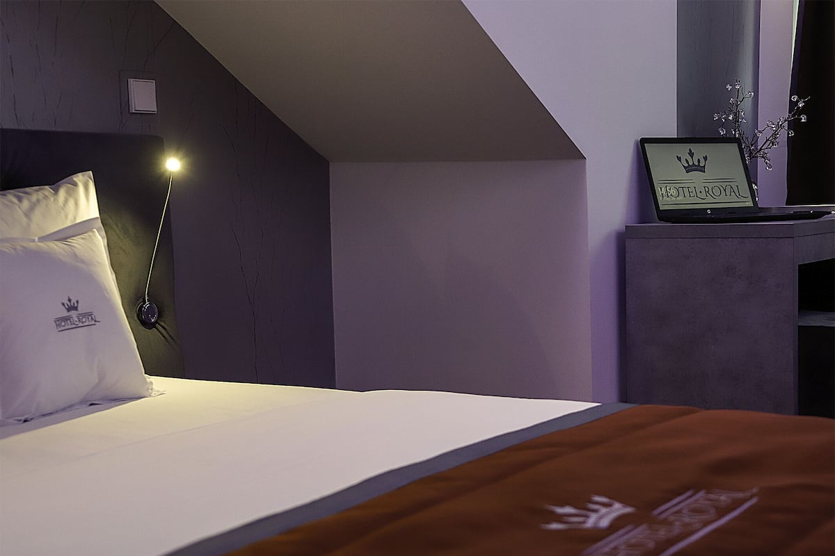 1 bedroom, premium bedding, minibar, in-room safe