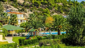 Children's play area - outdoor - Koviou Holiday Village (Sithonia)