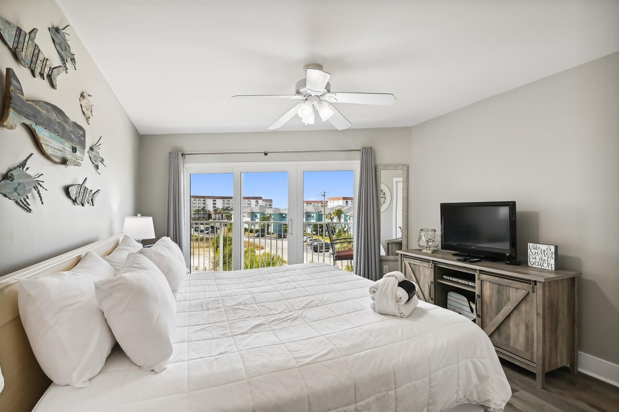Condo, 2 Bedrooms | 2 bedrooms, iron/ironing board, free WiFi