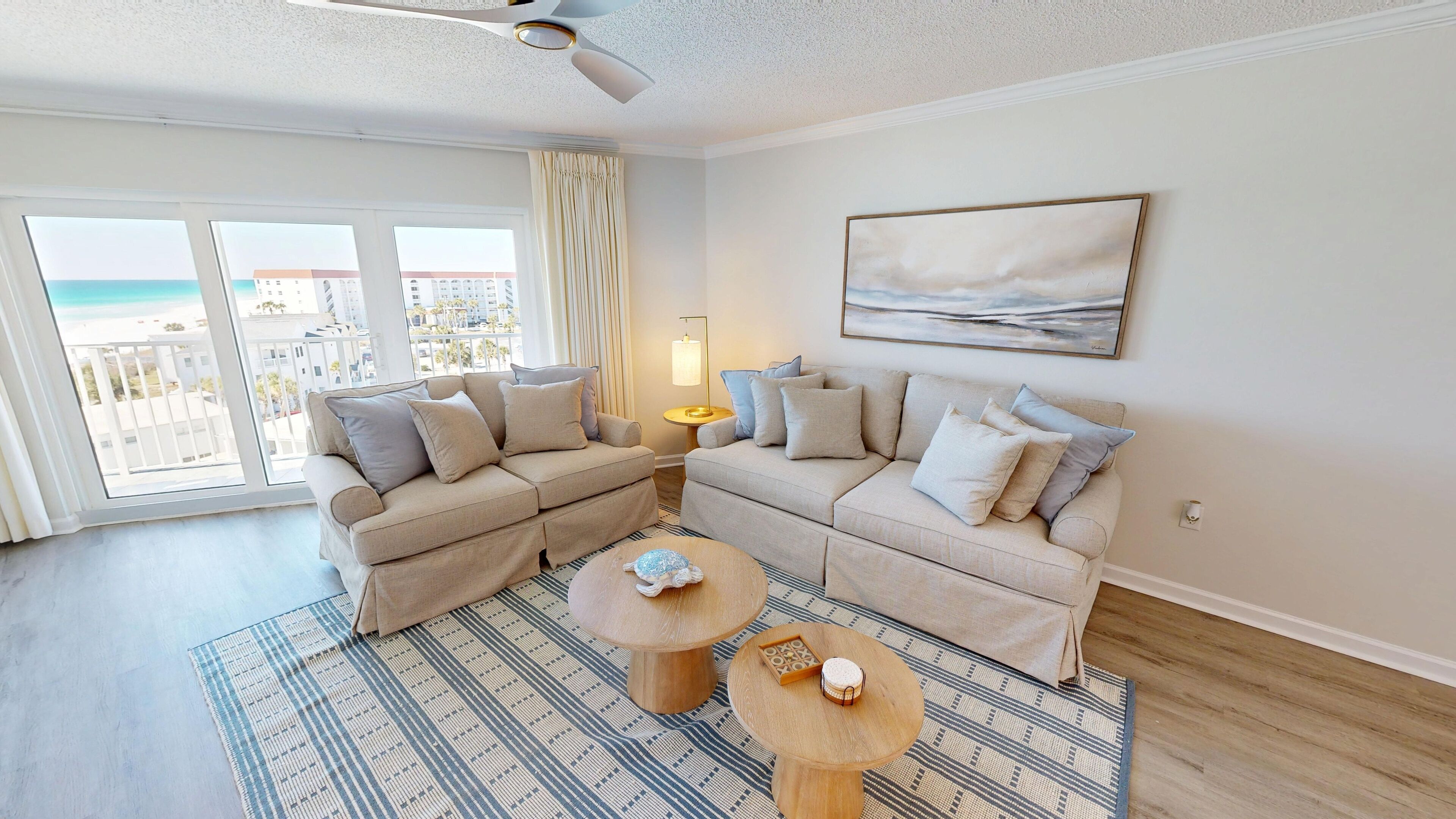 Condo, 3 habitaciones | Área de sala de estar