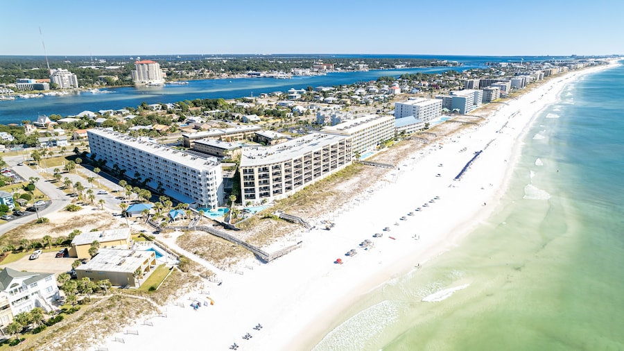 Seacrest 511 is a Gulf side 2 BR on Okaloosa Island by RedAwning