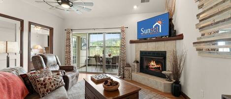 Condo, 2 Bedrooms | Living area | Smart TV