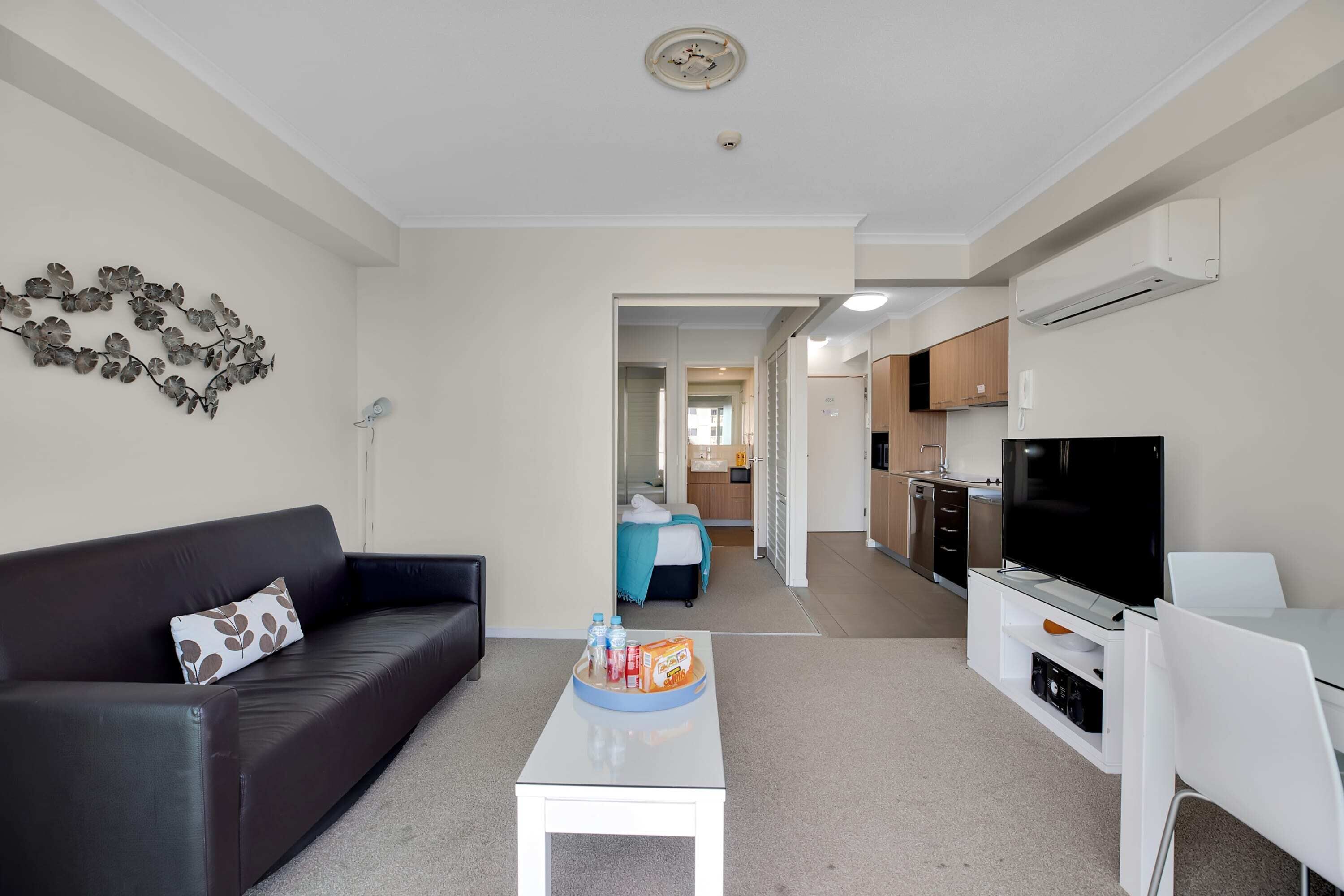 Private and Modern One Bedroom Apartment