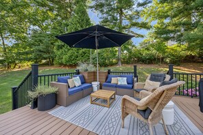 Terrace/patio - Stylish 4BR Home w/ EV Charger | Fam & Pet Ready (West Chester)