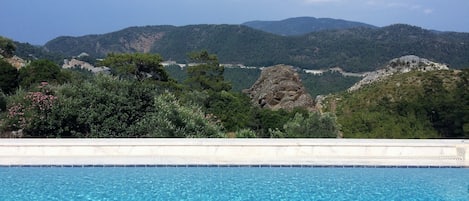 Utomhuspool