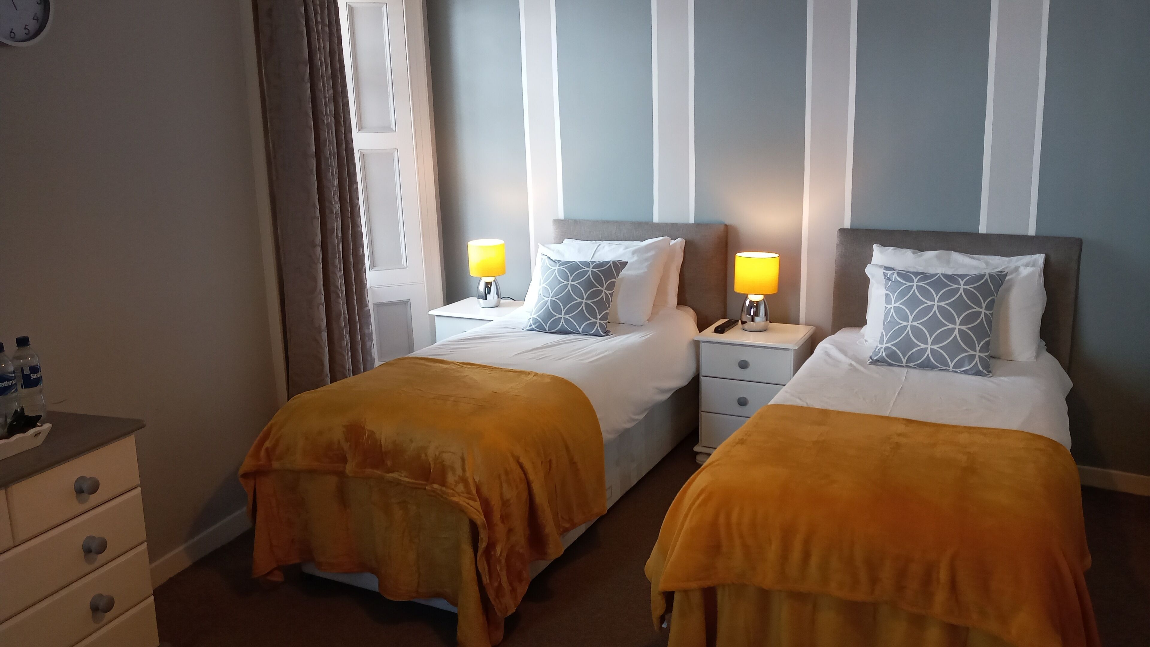 double or twin room | free wifi, bed sheets