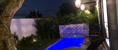 屋内プール、屋外プール