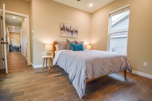 2 quartos, ferros/tábuas de passar roupa, Wi-Fi, roupa de cama