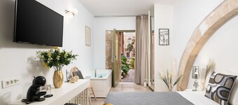 Elia Portou Luxury Residence