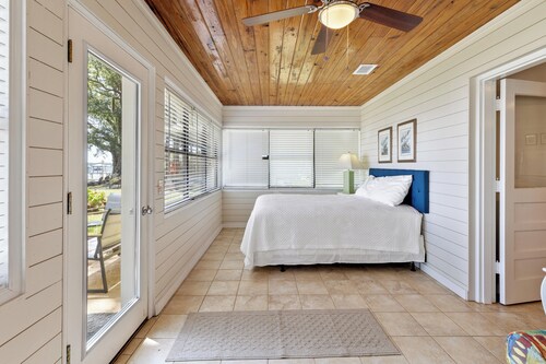 Take a look at "The D Cottage" on the Bay
