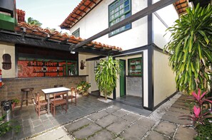 Bar (di properti)