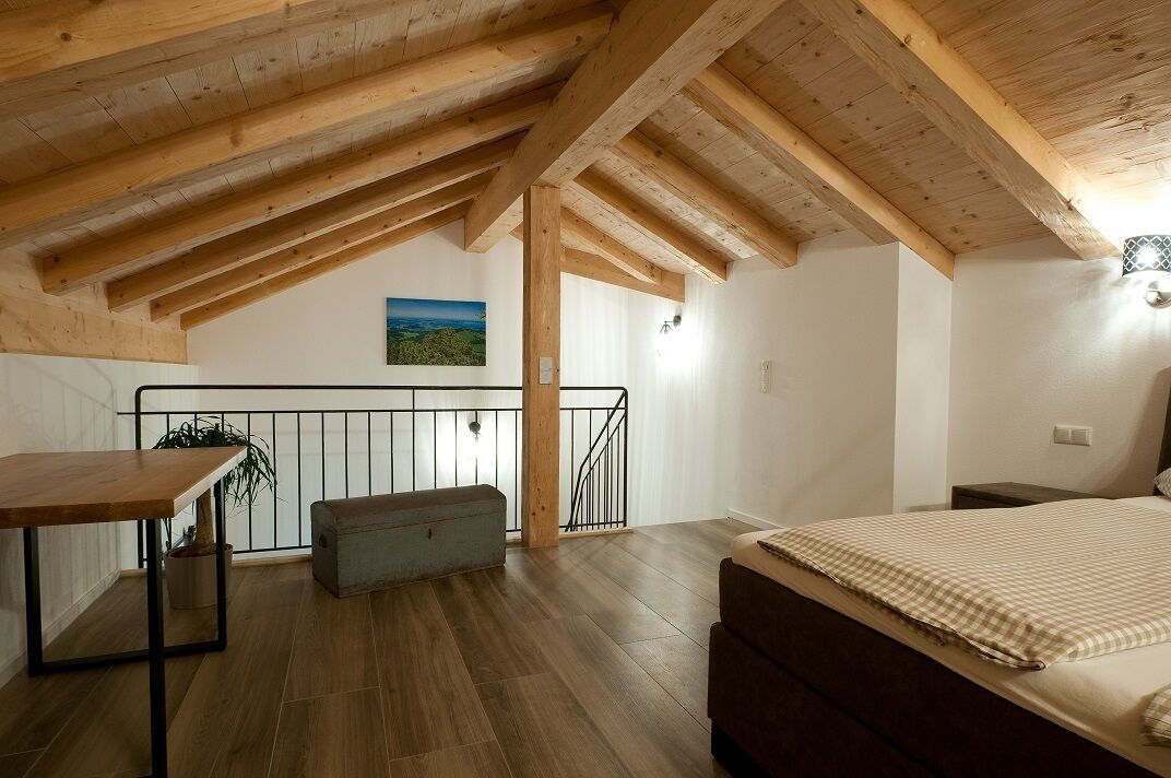 2 bedrooms, bed sheets