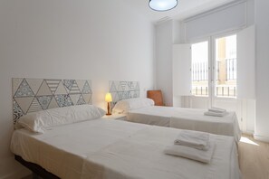 3 camere, ferro/asse da stiro, Wi-Fi gratuito, lenzuola