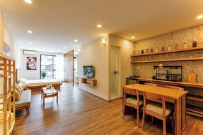 1 bedroom, iron/ironing board, WiFi, bed sheets