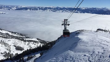 雪地及滑雪運動