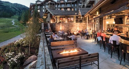 FOUR SEASONS Private Residence -- Ultimate Luxury Experience