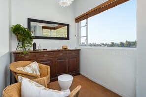 Interior - Kloof Street Apartment with Breathtaking Views (Cape Town)