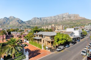 Exterior - Kloof Street Apartment with Breathtaking Views (Cape Town)