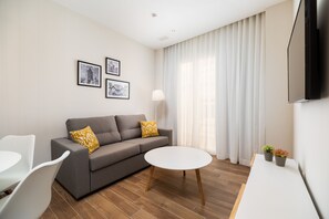 Living area - Historic Center Family Apartment (5 people) (Cádiz)