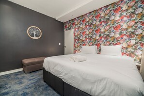 1 غرفة نوم ومكواة/لوح كي وواي فاي مجانًا وملاءات أسرّة