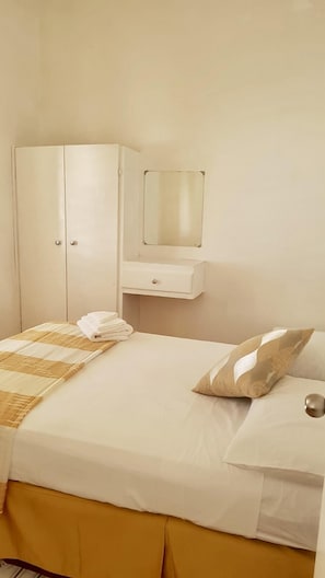 2 quartos, ferros/tábuas de passar roupa, Wi-Fi de cortesia