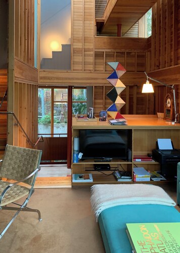 Tower House at seven&nine