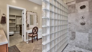 Bathtub, hair dryer, bidet, towels