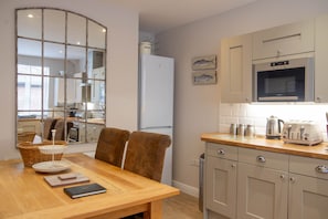 House, Private Bathroom | Shared kitchen | Highchair - Ironmasters House (Telford)
