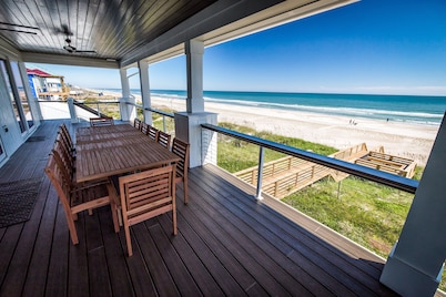 Professionally Decorated Ocean Front Oasis