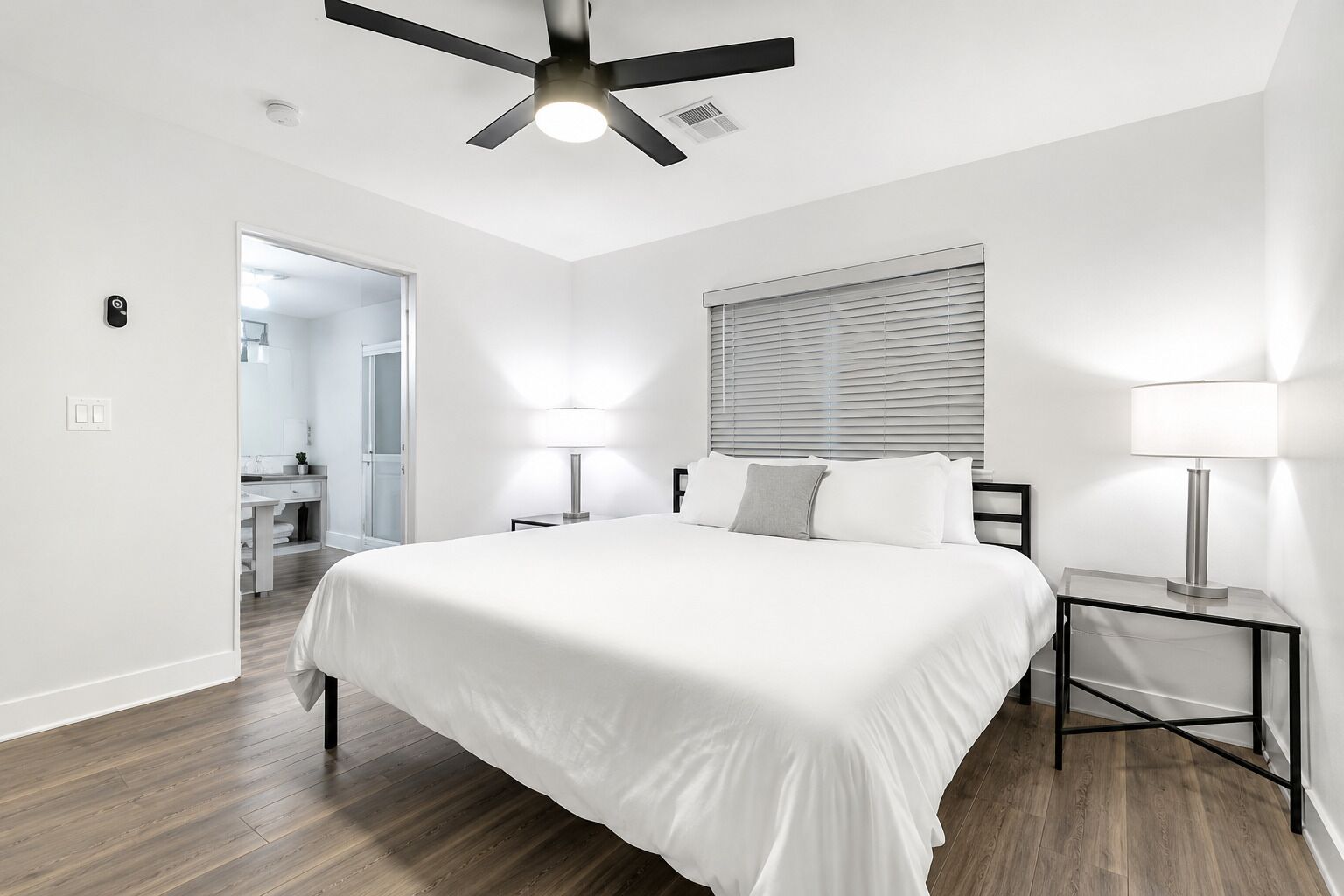 9 bedrooms, memory-foam beds, iron/ironing board, free WiFi