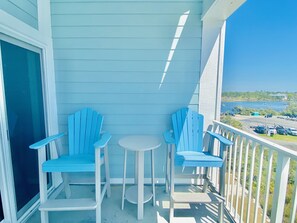 คอนโด, 2 ห้องนอน, ระเบียง, วิวชายหาด (1.5 Bathrooms - 419) | ระเบียง