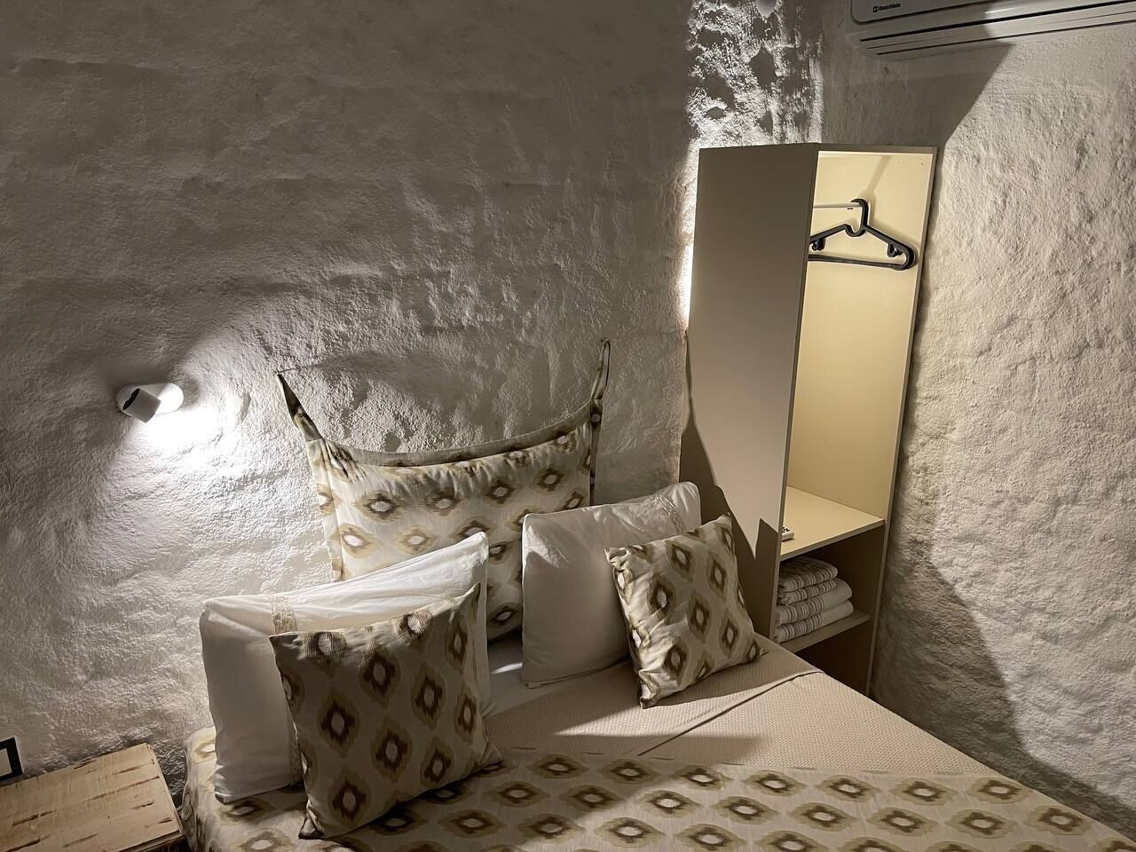 economy room | 1 bedroom, free wifi, bed sheets