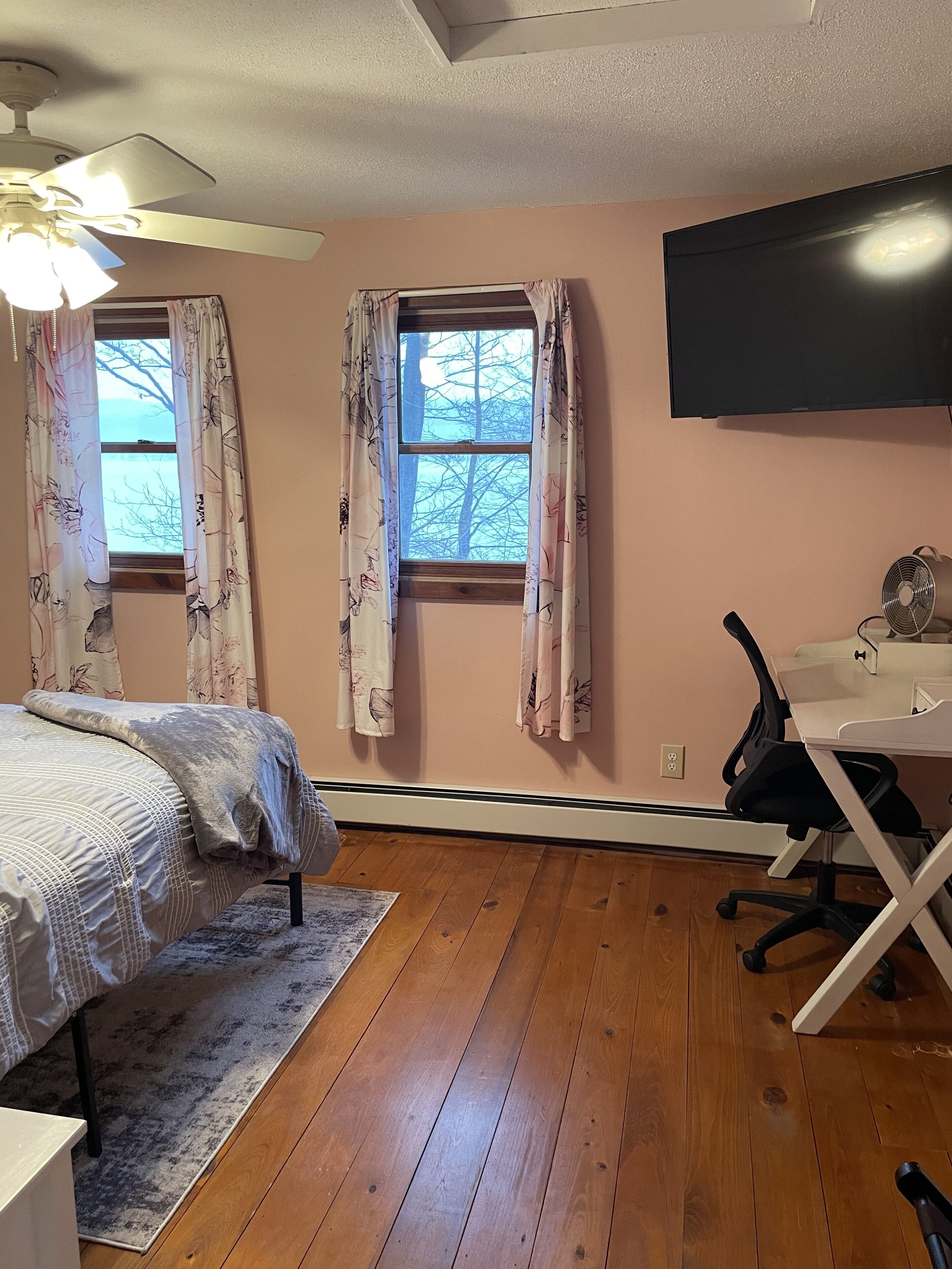 3 chambres, bureau, fer et planche à repasser, Wi-Fi gratuit