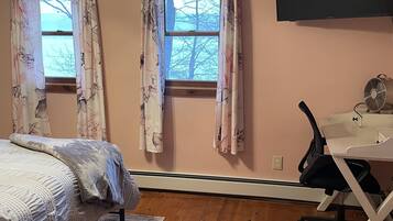 3 chambres, bureau, fer et planche à repasser, Wi-Fi gratuit