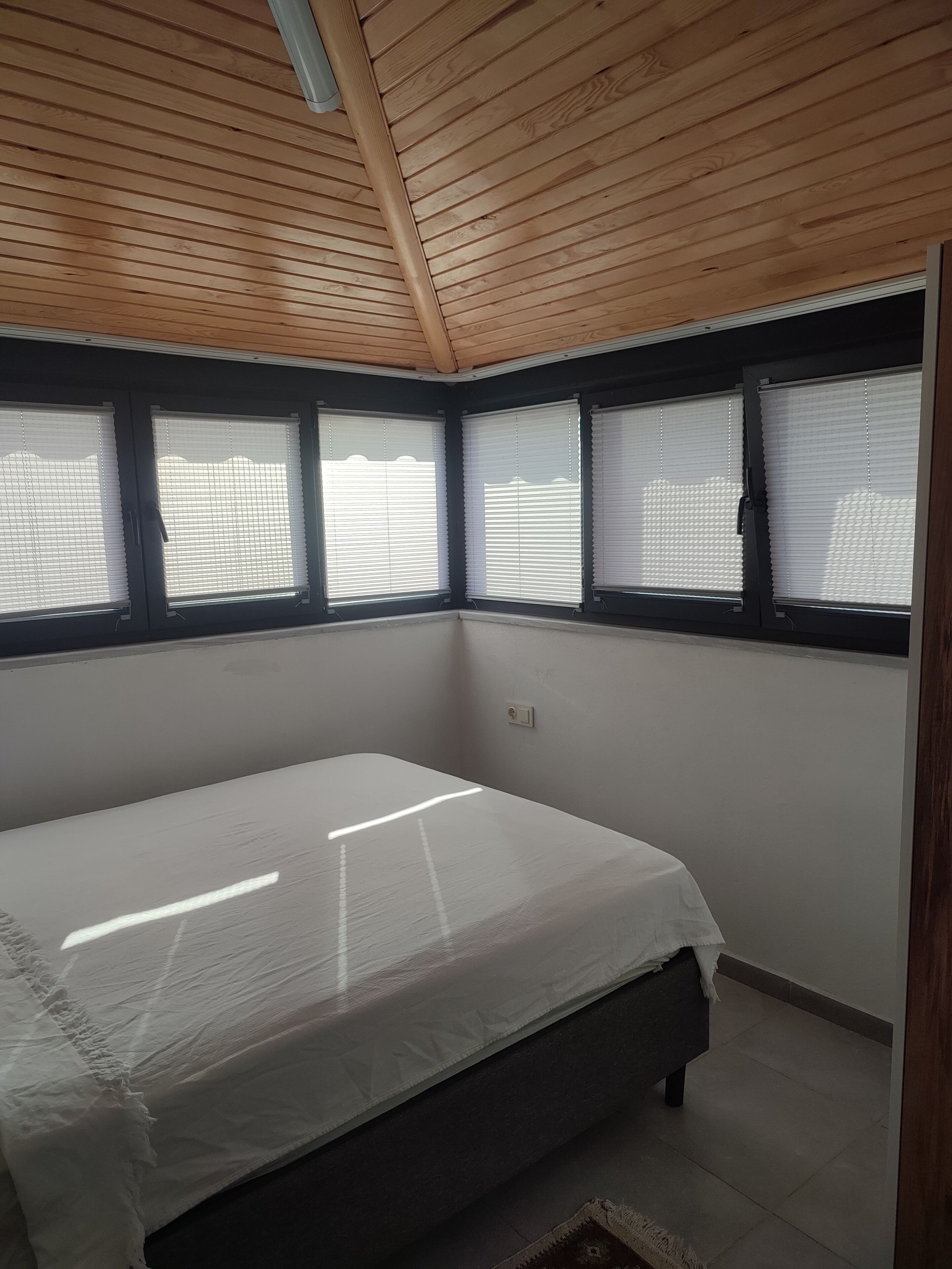 Familien-Penthouse, 1 Queen-Bett und Schlafsofa | 1 Schlafzimmer, hochwertige Bettwaren, individuell dekoriert