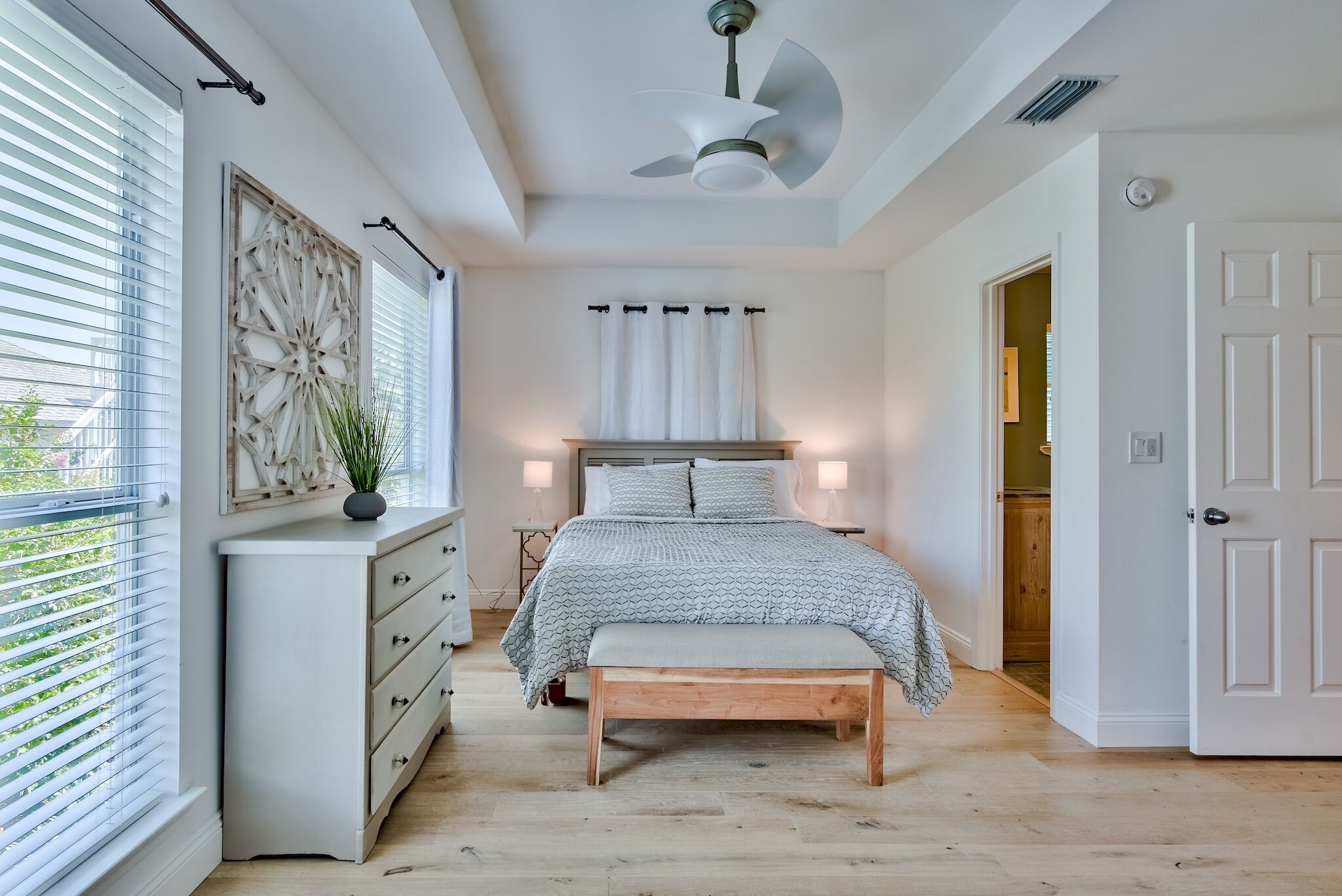 4 habitaciones y camas con efecto memoria 