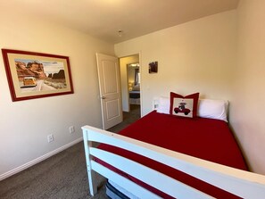 3 bedrooms, iron/ironing board, travel crib, WiFi