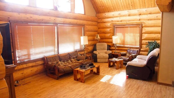 Smart TV, DVD player, books